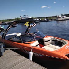 Malibu Wakesetter 20MXZ