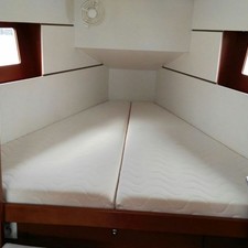 Beneteau Oceanis 35