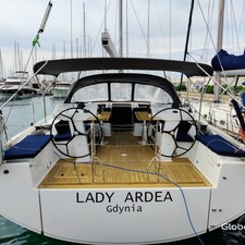 Hanse 548