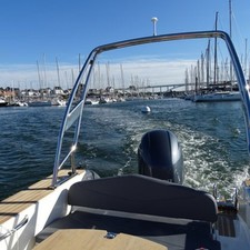 Tempest 700
