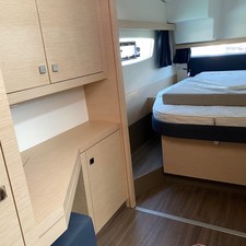 Fountaine Pajot Lucia 40