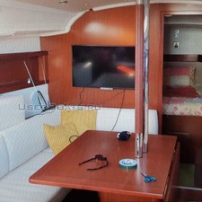 Beneteau Oceanis 37