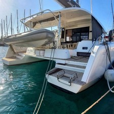 Lagoon 42