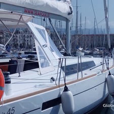 Beneteau Oceanis 45