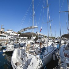 Beneteau Oceanis 40