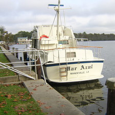 Hatteras 42 LRC