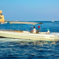 Novurania Chase 38