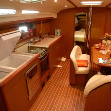 Sun Odyssey 45