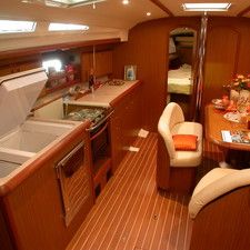 Sun Odyssey 45