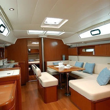 Oceanis 43