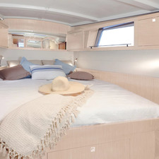 Oceanis 48