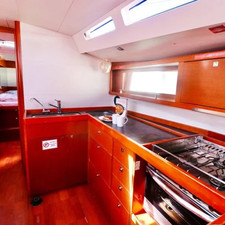 Oceanis 48