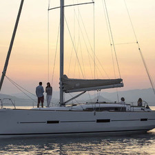 Dufour 460