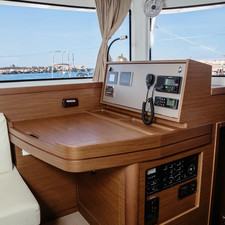 Lagoon 42 (Gen+A/C+WM)