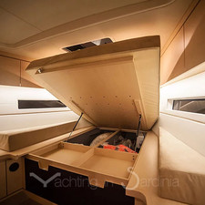 Ice Yachts 52 RS
