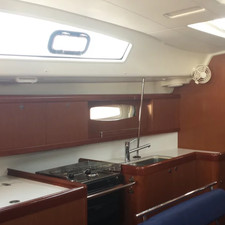 Beneteau Oceanis 43