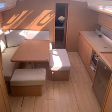 Dufour 460