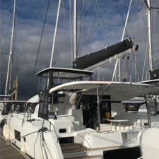 Lagoon 42