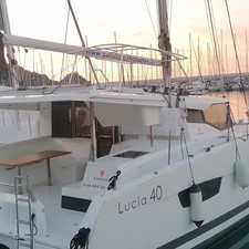 Fountaine Pajot Lucia 40