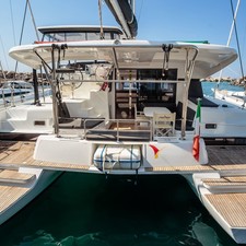 Lagoon 42