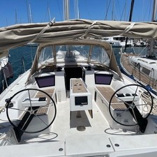 Dufour 390