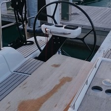 Dufour 360