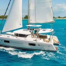 Lagoon 42
