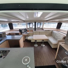 Fountaine Pajot Astréa 42