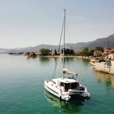 Bali catamarans 4.0 lounge