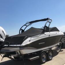 Rinker Q7R OB