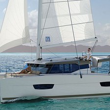 Fountaine Pajot Lucia 40