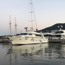 Cantieri di Pisa Pegasus 24