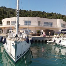 Dufour 525
