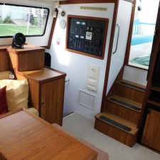 Endeavour Trawler Cat 44