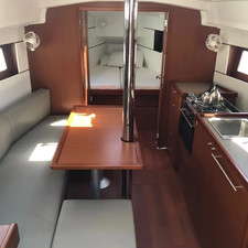 Beneteau Oceanis 35.1