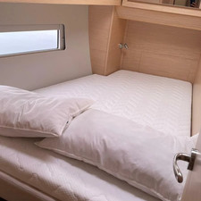 Dufour 470