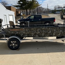 Excel 1860 Shallow Water F4