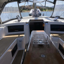 Dufour 530 - 5 + 1 cab.