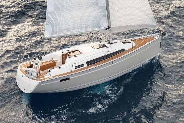 Bavaria 33 Cruiser