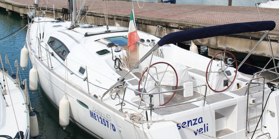 Oceanis 43