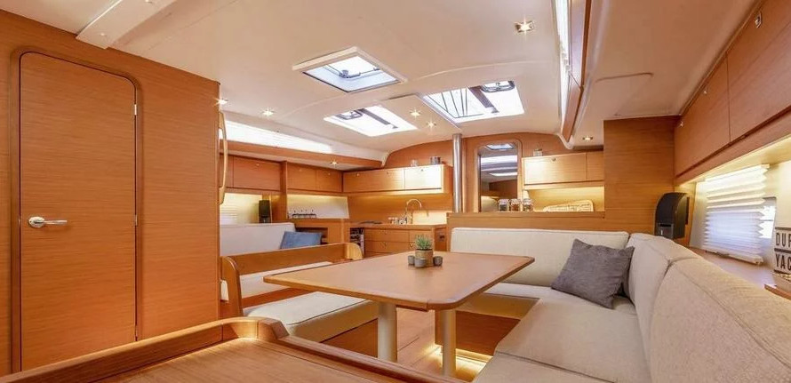Dufour 430