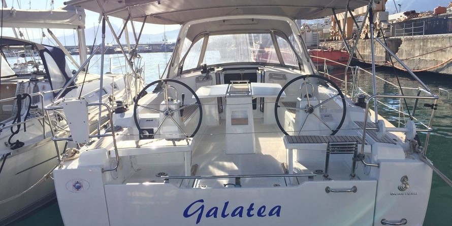 Beneteau Oceanis 38