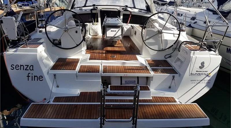 Oceanis 48 (5Cab)