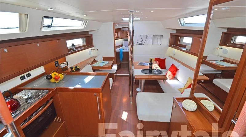 Oceanis 41 (3Cab)