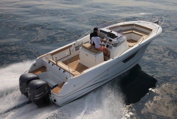 Jeanneau Cap Camarat 8.5