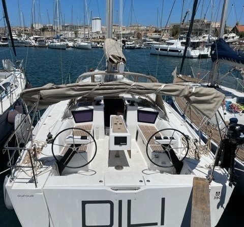 Dufour 390