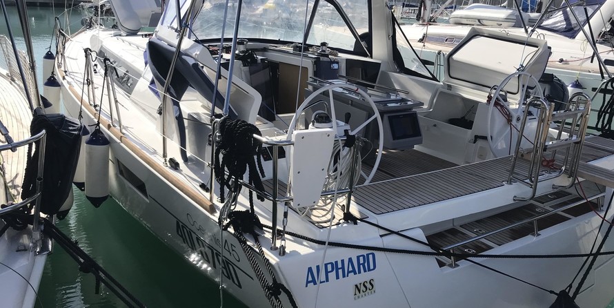 Beneteau Oceanis 45