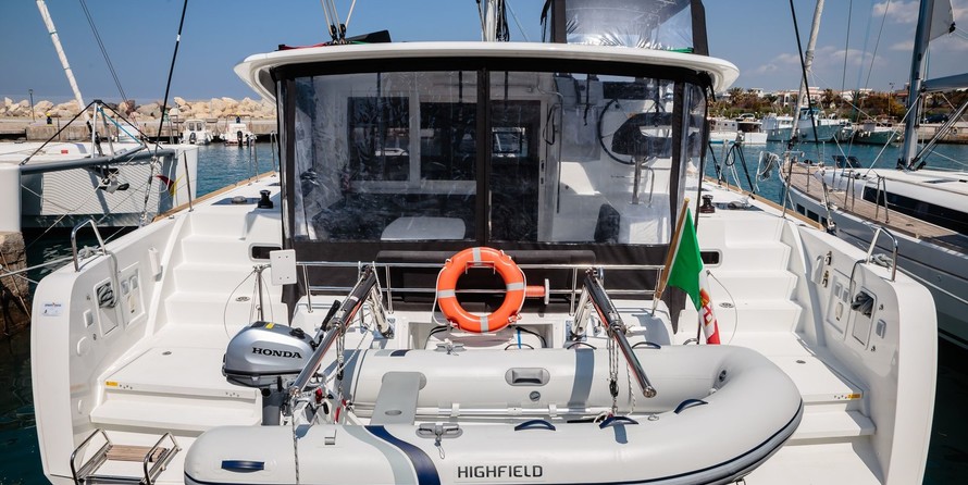 Lagoon 40