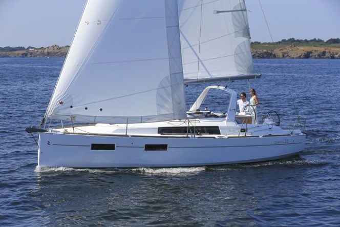 Beneteau Oceanis 35
