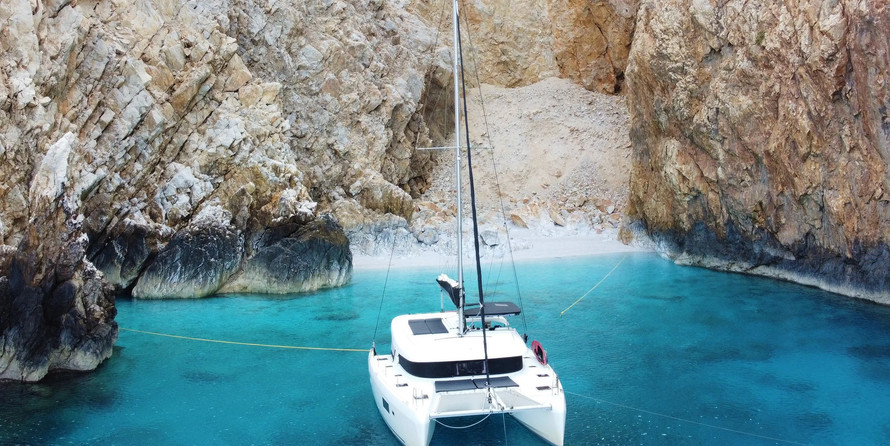 Lagoon 42